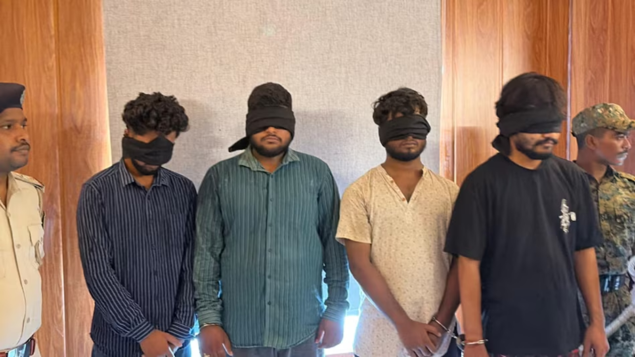 NEET परीक्षा से पहले बड़ा खुलासा: टेलीग्राम पर फर्जी पेपर बेचने वाला गिरोह पकड़ा गया