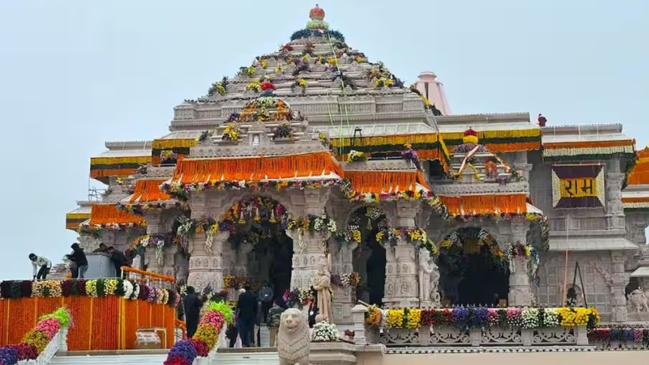 राम मंदिर चढ़ावा चोरी केस: राम मंदिर ट्रस्ट ने पहली बार CEO भर्ती निकाली, चढ़ावा चोरी मामले में सुप्रीम कोर्ट सख्त; 8 आरोपियों की रिमांड 27 जुलाई तक बढ़ी