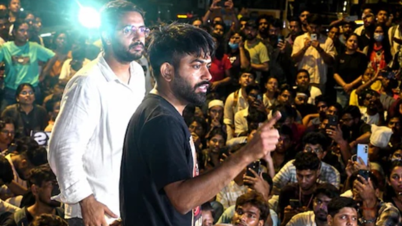 सोमवार को हटाए जाने के 6 घंटे बाद फिर जुटे प्रदर्शनकारी; धर्मेंद्र प्रधान के इस्तीफे समेत तीन मांगों पर अड़े, नड्डा से मुलाकात के बाद भी नहीं मिला कोई ठोस आश्वासन