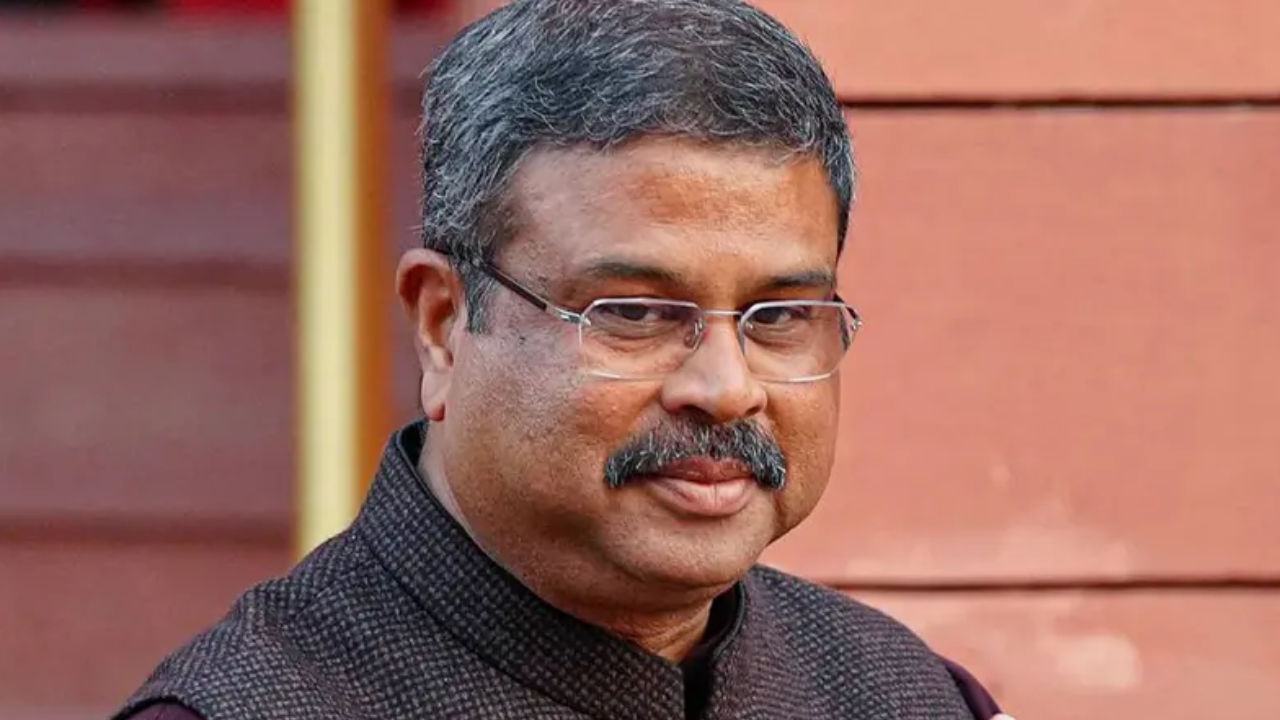 शिक्षा मंत्री धर्मेंद्र प्रधान का इस्तीफा: 36 दिन के आंदोलन के बाद CJP ने बताया अपनी जीत, दीपके बोले- ‘झुकती है दुनिया, झुकाने वाला चाहिए’