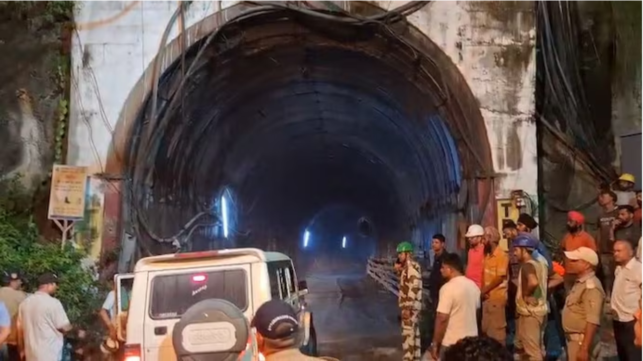 चमोली की निर्माणाधीन टनल में घुसा पानी, 28 मजदूर फंसे; रेस्क्यू ऑपरेशन जारी