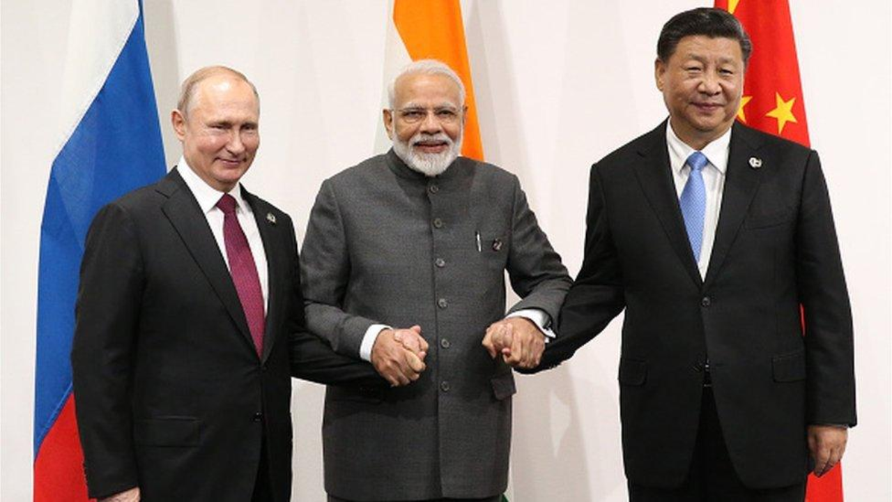BRICS की इकोनॉमी अमेरिका से 3 गुना बड़ी: 10 साल बाद एक मंच पर दिखेंगे मोदी-पुतिन-जिनपिंग, 21 देशों के नेता होंगे शामिल